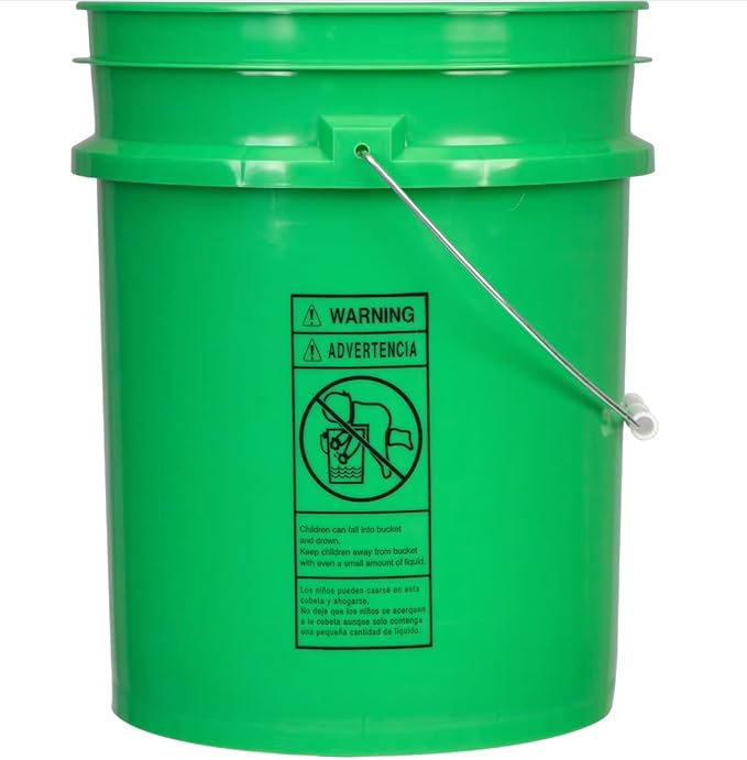 House Naturals 5 Gallon Plastic Green Bucket with Screw on Lid, Food Grade containers, Made in USA pails, Pack of 3